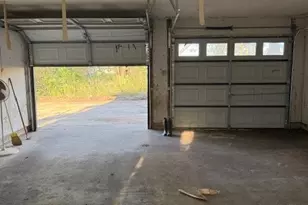 215 Price St, Yoakum, TX 77995 - Photo 19