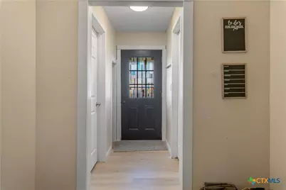 1002 E Commercial Street, Victoria, TX 77901 - Photo 17