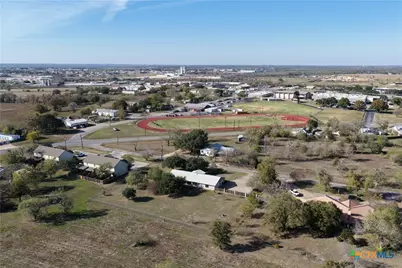 1320 Fern Court, Gonzales, TX 78629 - Photo 7