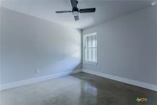 395 W Avenue J, Belton, TX 76513 - Photo 19