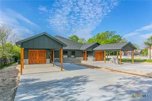 395 W Avenue J, Belton, TX 76513 - Photo 3