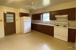 2116 Circle Dr, Copperas Cove, TX 76522 - Photo 3