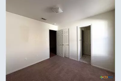 1002 W Avenue B #B, Copperas Cove, TX 76522 - Photo 7