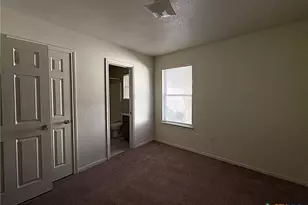 1002 W Avenue B, Copperas Cove, TX 76522 - Photo 5