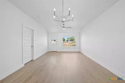 1110 College Avenue, Troy, TX 76579 - Photo 7