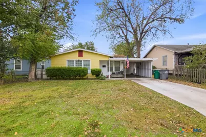 1507 E Mistletoe Avenue, Victoria, TX 77901 - Photo 1