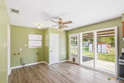 4606 Evergreen Street, Victoria, TX 77904 - Photo 5