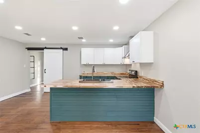 127 Roosevelt Drive, Seguin, TX 78155 - Photo 35