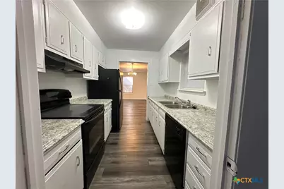 882 Buerger Lane, Seguin, TX 78155 - Photo 11