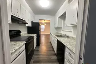 882 Buerger Ln, Seguin, TX 78155 - Photo 11