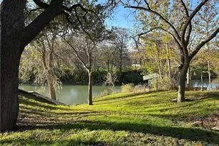 882 Buerger Ln, Seguin, TX 78155 - Photo 5