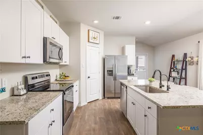 1708 Chianti Pass, New Braunfels, TX 78130 - Photo 9