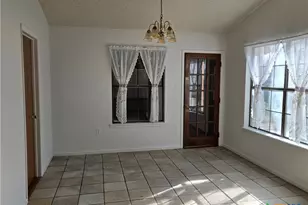 248 Hilltop Dr, Seguin, TX 78155 - Photo 9