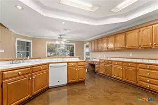 313 Ridge Crest Dr, Seguin, TX 78155 - Photo 11