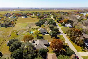 313 Ridge Crest Dr, Seguin, TX 78155 - Photo 35