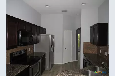 18913 Leigh Lane, Pflugerville, TX 78660 - Photo 7