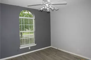 18913 Leigh Ln, Pflugerville, TX 78660 - Photo 17