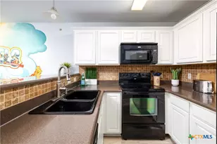 730 E Mather St, New Braunfels, TX 78130 - Photo 13