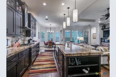 416 Mission Hill Run, New Braunfels, TX 78132 - Photo 11