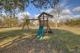 140 Baker Creek Loop, San Marcos, TX 78666 - Photo 33