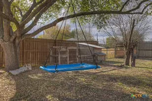 140 Baker Creek Loop, San Marcos, TX 78666 - Photo 25