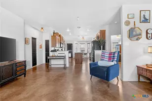 6805 Oliver Loving Dr, Killeen, TX 76549 - Photo 5