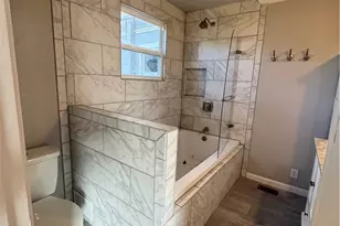 1304 N 3rd St, Temple, TX 76501 - Photo 3