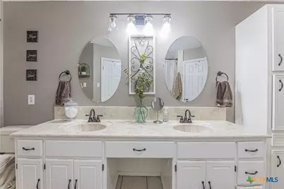 310 North 8th Street, Nolanville, TX 76559 - Photo 15