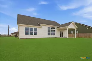 112 Oakmont Ln, La Vernia, TX 78121 - Photo 9