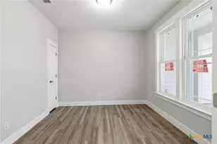 112 Oakmont Ln, La Vernia, TX 78121 - Photo 11