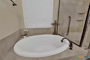 595 Oak Brook Dr, New Braunfels, TX 78132 - Photo 33