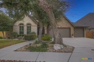 595 Oak Brook Dr, New Braunfels, TX 78132 - Photo 5