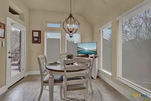 595 Oak Brook Dr, New Braunfels, TX 78132 - Photo 27