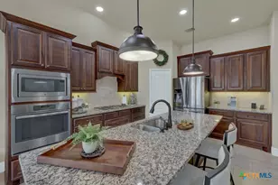 595 Oak Brook Dr, New Braunfels, TX 78132 - Photo 25