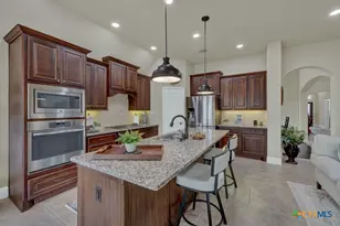 595 Oak Brook Dr, New Braunfels, TX 78132 - Photo 23