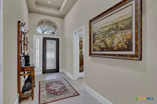 595 Oak Brook Dr, New Braunfels, TX 78132 - Photo 9