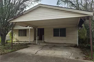 1807 N Wheeler St, Victoria, TX 77901 - Photo 1