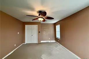 2123 Grizzly Trail, Harker Heights, TX 76548 - Photo 13