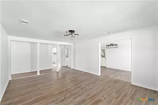 104 E Whitney St, Hamilton, TX 76531 - Photo 15