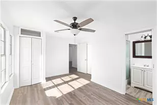 104 E Whitney St, Hamilton, TX 76531 - Photo 5