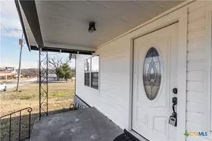 104 E Whitney St, Hamilton, TX 76531 - Photo 21