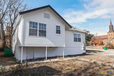 104 E Whitney Street, Hamilton, TX 76531 - Photo 19