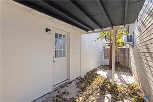 104 E Whitney St, Hamilton, TX 76531 - Photo 23