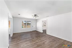 104 E Whitney St, Hamilton, TX 76531 - Photo 15