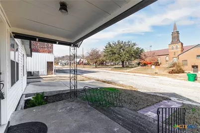 104 E Whitney Street, Hamilton, TX 76531 - Photo 21