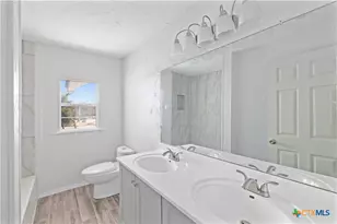 104 E Whitney St, Hamilton, TX 76531 - Photo 5