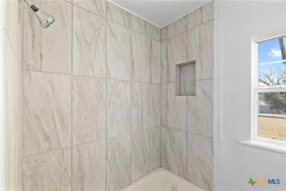 104 E Whitney Street, Hamilton, TX 76531 - Photo 7