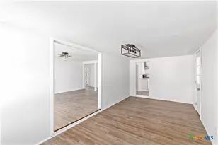 104 E Whitney St, Hamilton, TX 76531 - Photo 13