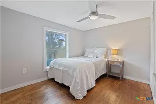 1013 N Colorado St, Lockhart, TX 78644 - Photo 15