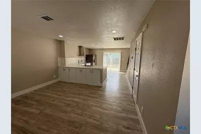 625 Alabama Street, San Marcos, TX 78666 - Photo 3